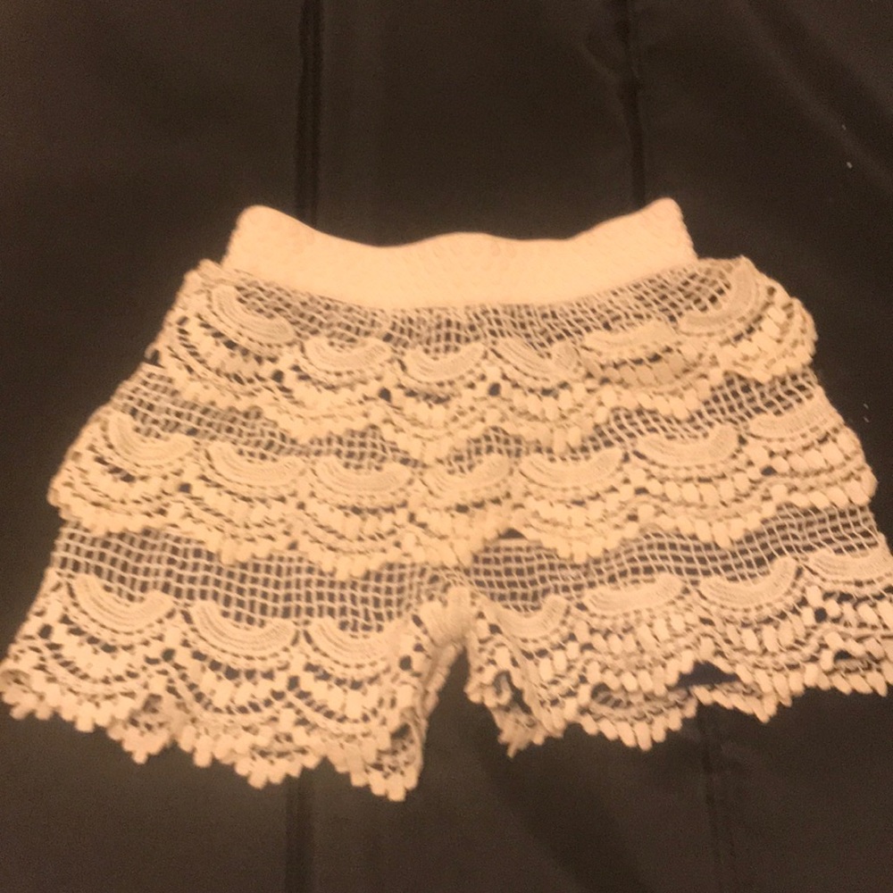 Fancy lace shorts, Navy blue and cream